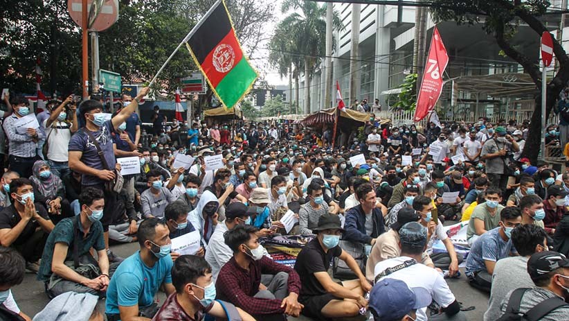Unjuk Rasa Pencari Suaka Asal Afganistan di UNHCR Jakarta Berujung Ricuh - Bagian 2