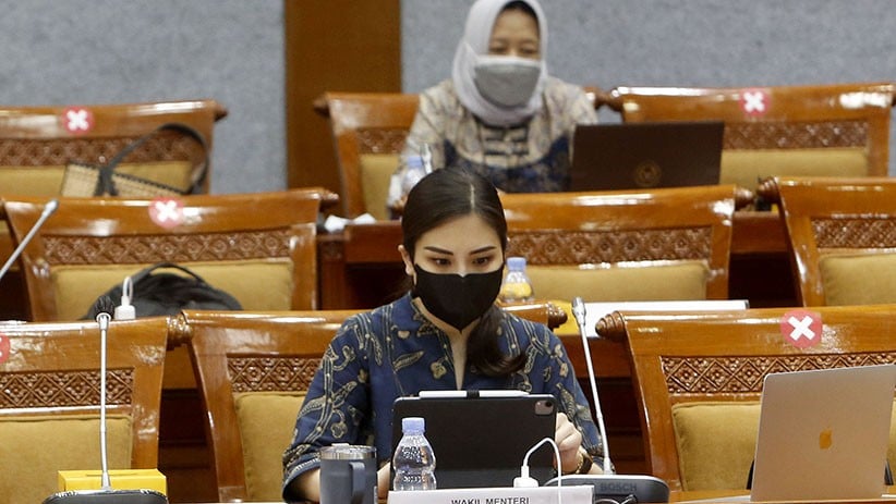 Kemenparekraf Gelar Rapat Kerja bersama DPR  - Bagian 4