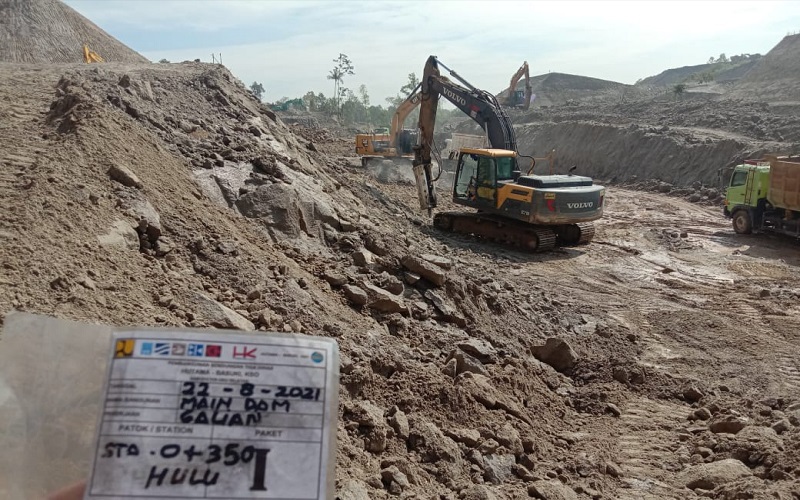 Megaproyek Bendungan Tiga Dihaji Berjalan Lamban, Ini Penyebabnya