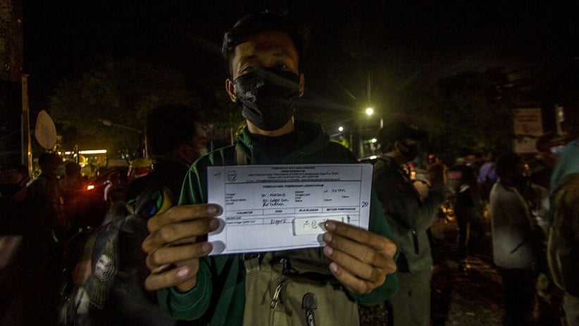 Kota Banjarmasin PPKM Level 4, Warga Tes Cepat Antigen untuk Lewati Pos Penyekatan - Bagian 2