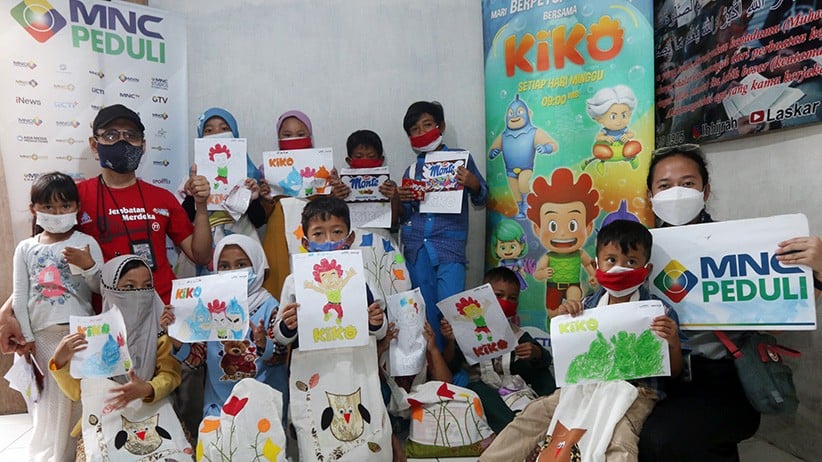 MNC Peduli dan MNC Animation Hibur Anak-Anak Kampung Lio Depok dengan Mewarnai KIKO - Bagian 1
