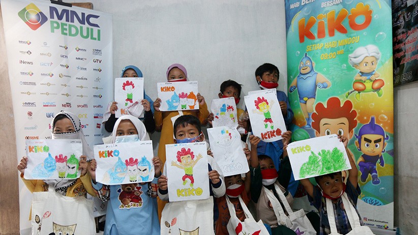 MNC Peduli dan MNC Animation Hibur Anak-Anak Kampung Lio Depok dengan Mewarnai KIKO - Bagian 2