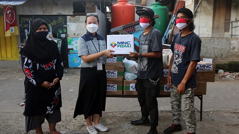 MNC Peduli Salurkan Makanan dan Perlengkapan New Normal untuk Anak Jalanan - Bagian 1