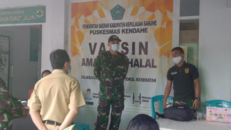 Kodim Sangihe Gelar Serbuan Vaksinasi di Kecamatan Kendahe