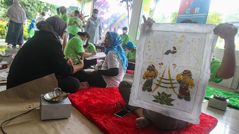 Penyandang Disabilitas Belajar Membuat Batik Betawi - Bagian 2