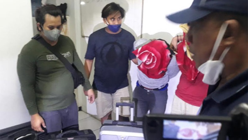 title 2 Bandar Narkoba Ditangkap di Makassar, Polisi Sita 40 Kg Sabu dan 4.000 Pil Ekstasi 2 Bandar Narkoba Ditangkap di Makassar, Polisi Sita 40 Kg Sabu dan 4.000 Pil Ekstasi
