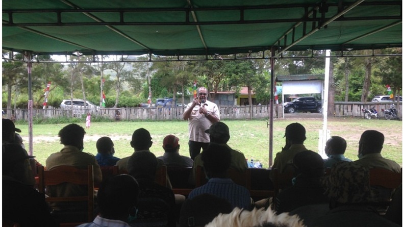 Wabup Jayawijaya Cek Satu per Satu Kepala Kampung yang Belum Divaksin