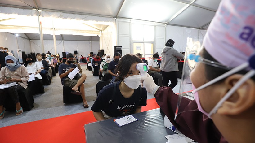 Hari Terakhir Sentra Vaksinasi MNC Peduli, Warga Berdatangan ke MNC Studios - Bagian 3