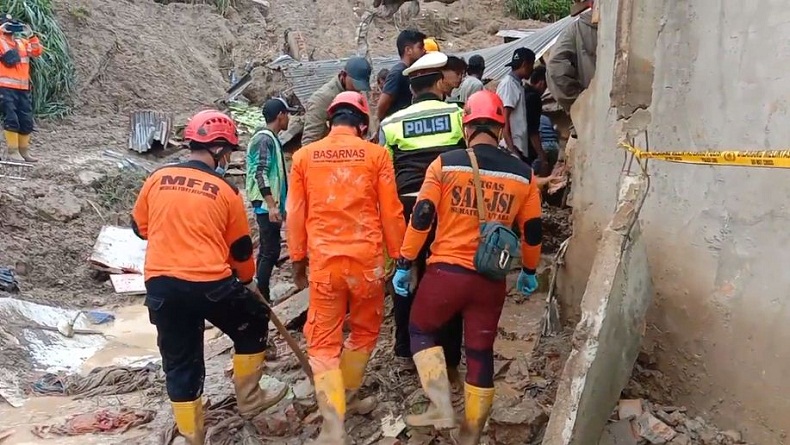 Kronologi Longsor Tewaskan 3 Orang dan 2 Hilang di Kabanjahe, Dipicu Hujan Seharian