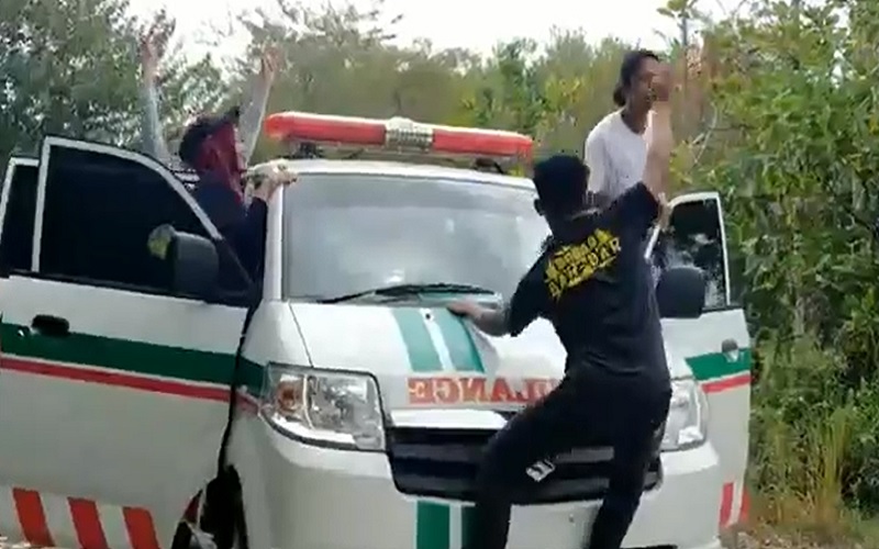 Mahasiswa IAIN Viral Joget di Atas Ambulans Terancam Ulang Mata Kuliah Akhlak