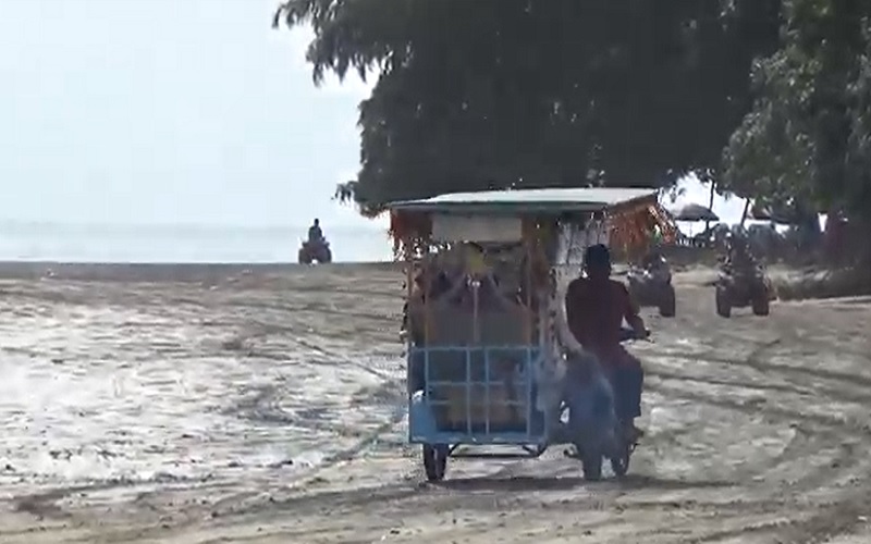 Objek Wisata di Padang Dibuka, Pengunjung Wajib Tunjukkan Kartu Vaksin