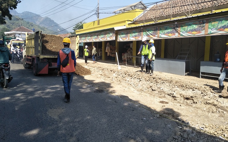 Progres Proyek Perbaikan Jalan Selatan KBB Kurang 1,6 Persen, Kontraktor Ditegur