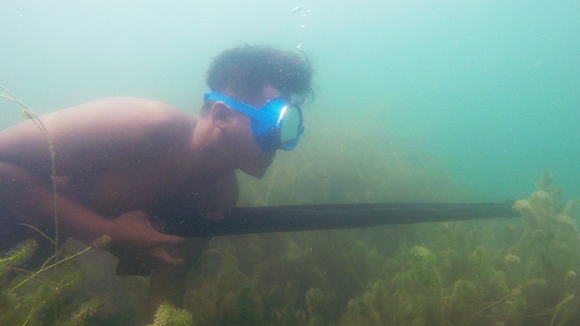 Memanah Ikan di Danau Singkarak - Bagian 2