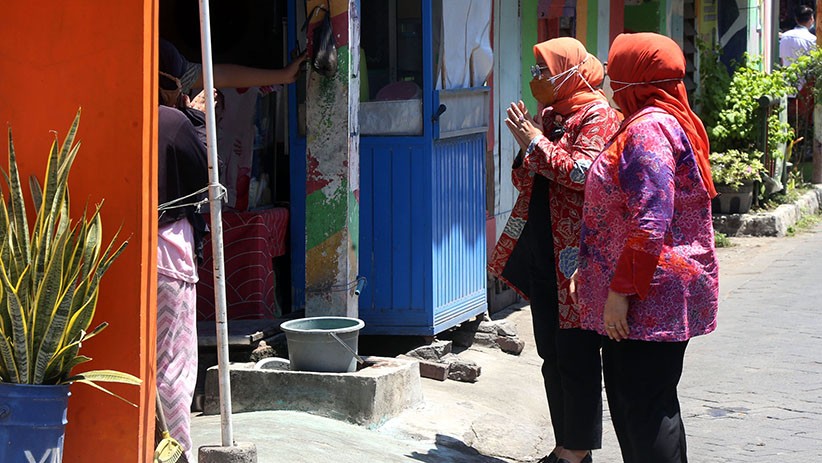 Susuri Gang Sempit, Menaker Ida Fauziyah Pastikan BSU Tepat Sasaran - Bagian 4