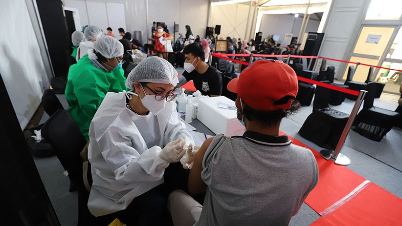 Suasana Sentra Vaksinasi MNC Peduli dan Kemenparekraf di MNC Studios - Bagian 1