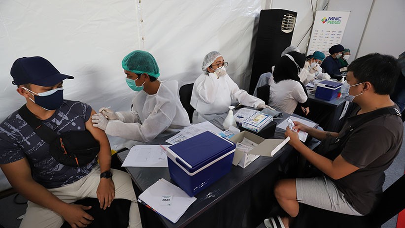 Suasana Sentra Vaksinasi MNC Peduli dan Kemenparekraf di MNC Studios - Bagian 2