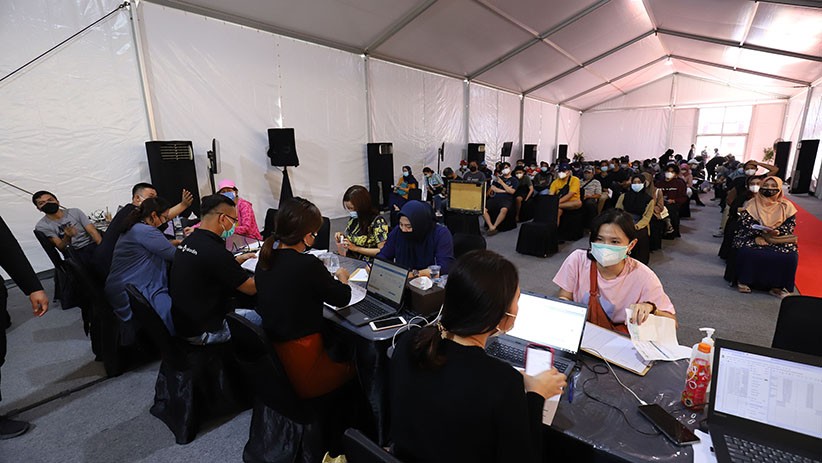 Suasana Sentra Vaksinasi MNC Peduli dan Kemenparekraf di MNC Studios - Bagian 4