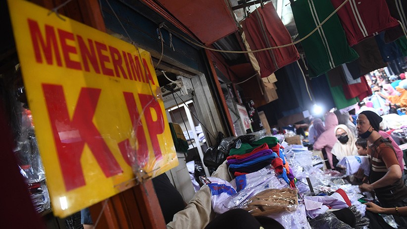 Pembelajaran Tatap Muka Dimulai, Penjualan Seragam Sekolah Meningkat 30 Persen - Bagian 2