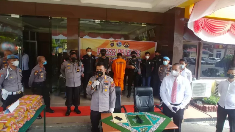 2 Karung Ganja yang Diamankan Polresta Padang Berasal dari Panyabungan Sumut