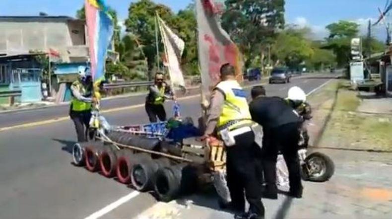 Melintas di Jalan Solo-Semarang, Kendaraan Rewo-rewo Disita Polisi 