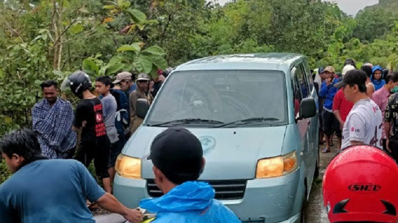 Pamit Belajar ke Rumah Teman, Siswi SMP Ditemukan Tewas di Kebun Warga