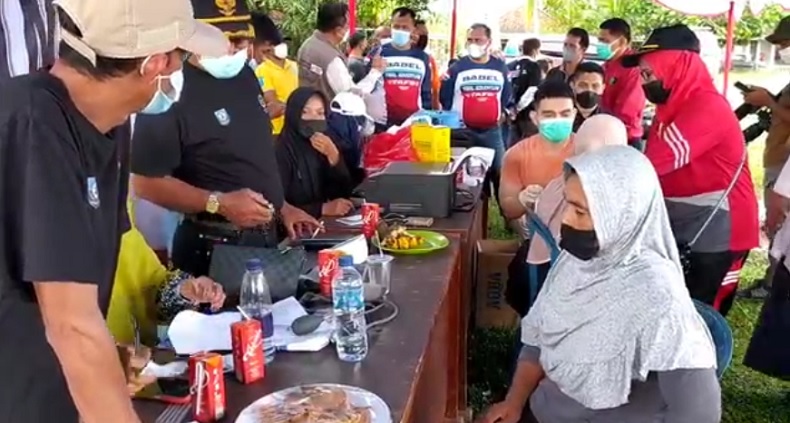 Emak-Emak Desa Jeriji Toboali Antusias Jalani Vaksinasi Covid-19