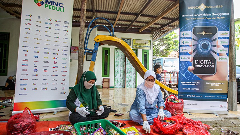 Daur Ulang Sampah, MNC Peduli dan MNC Sekuritas Berdayakan Ibu-Ibu di Bekasi - Bagian 3