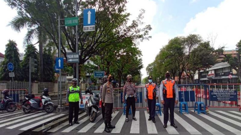 PPKM Level 3, Polresta Solo Pertahankan Penyekatan 6 Ruas Jalan  