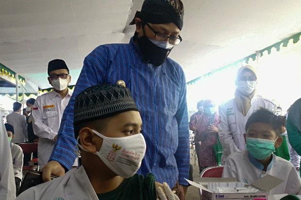525 Santri dan Kiai dari 6 Ponpes di Jogja Divaksin Covid-19