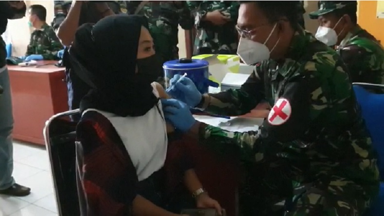 Pangdam III Siliwangi Respons Warga Cileunyi, Langsung Gelar Serbuan Vaksinasi
