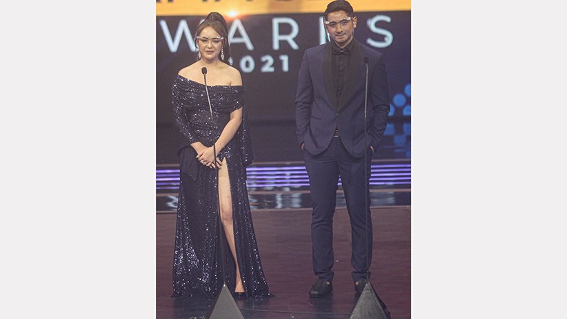 Arya Saloka dan Amanda Manopo Menjadi Pasangan Drama Series Terfavorit IDSA 2021 - Bagian 4