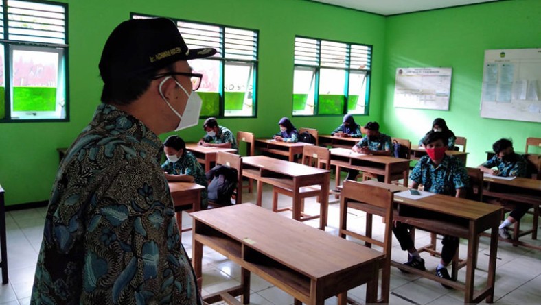 Pembelajaran Tatap Muka, Bupati Banyumas Minta Prokes Dikontrol Ketat  