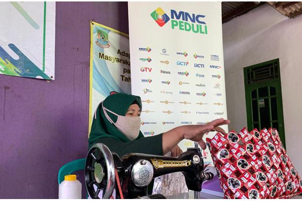 title Hari Ini MNC Peduli Salurkan New Normal Kit ke Warga Sedayu Bantul Hari Ini MNC Peduli Salurkan New Normal Kit ke Warga Sedayu Bantul