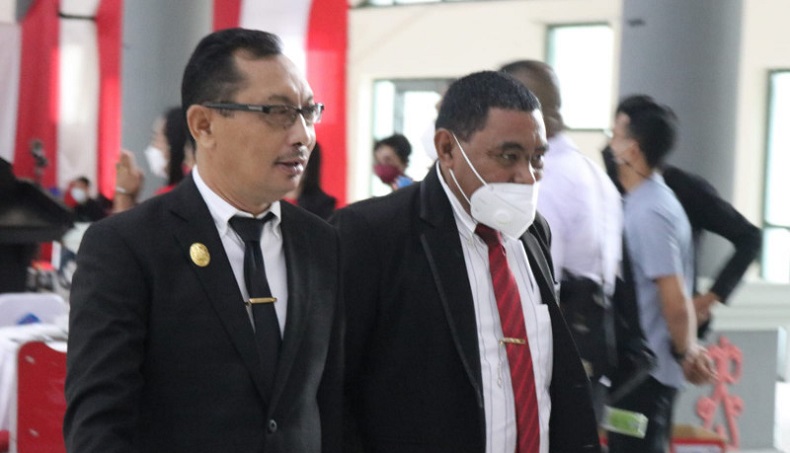 Wagub Minta Sarjana Maluku Jangan Jadi Penonton di Rumah Sendiri