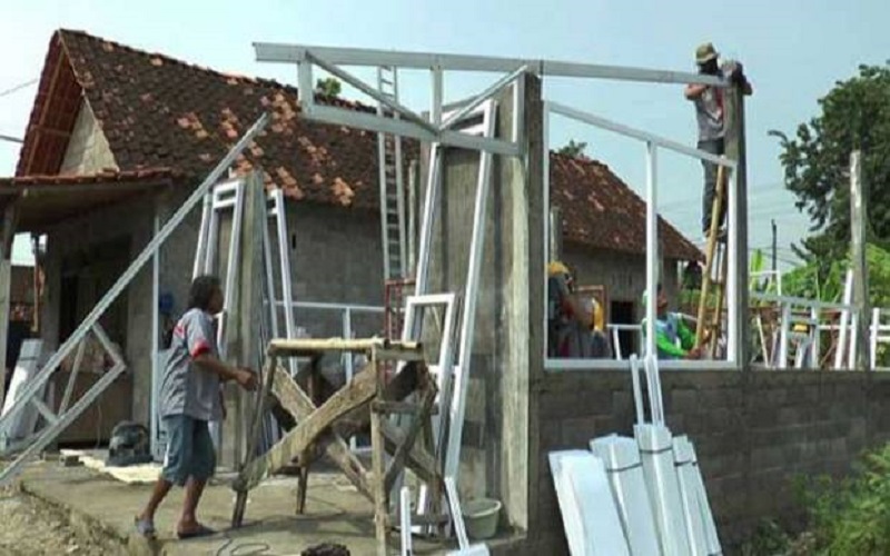 Perusahaan di Sumsel Diajak Belanjakan CSR dengan Bedah Rumah Warga Miskin