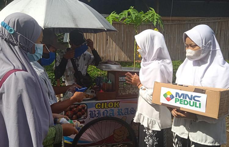  MNC Peduli Bagikan New Normal Kit untuk Pencegahan Covid-19  di Kulonprogo