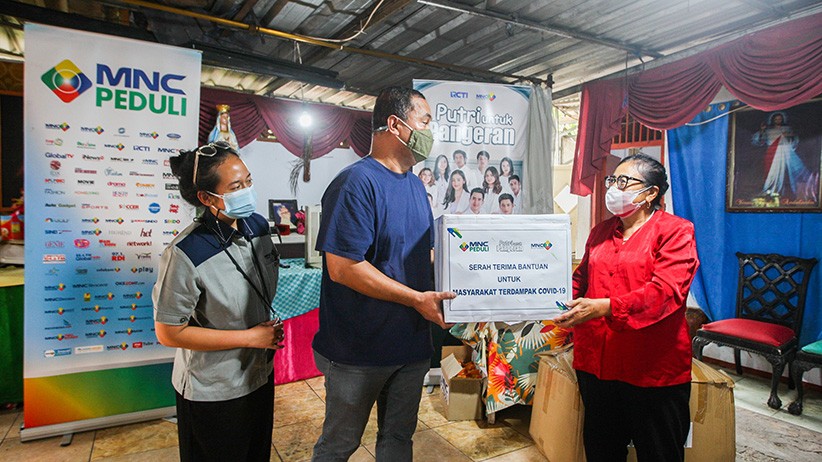 Perhatikan Kebutuhan Lansia, MNC Peduli Salurkan Sembako ke Panti Jompo Kasih Sayang - Bagian 2