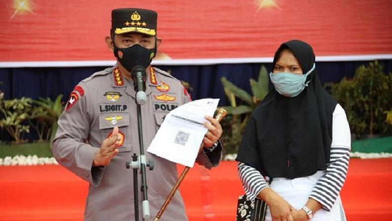 Kapolri Minta Seluruh Tempat Pusat Aktivitas Warga Dipasangi Aplikasi PeduliLindungi