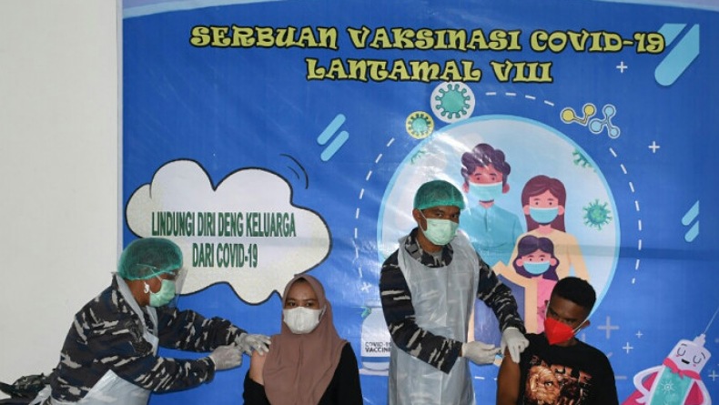 Lantamal VIII Gelar Vaksinasi Dosis Kedua di Manado