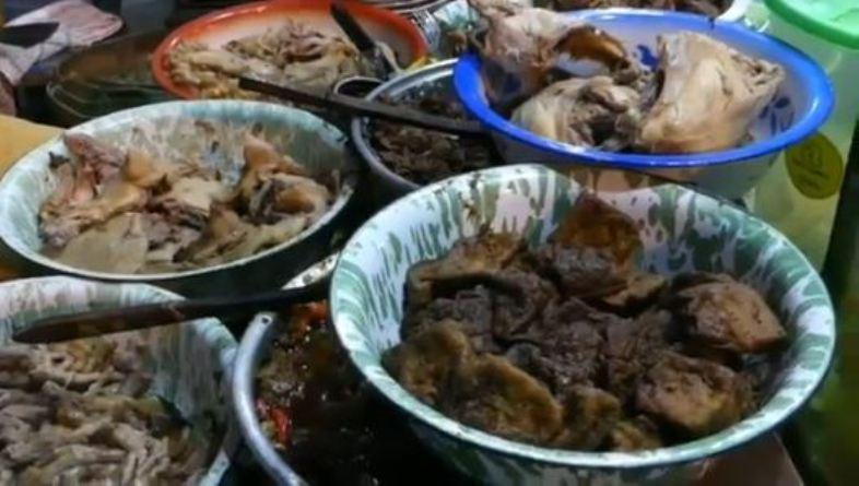 Nikmatnya Gudeg Ceker Bu Kasno Margoyudan, Legenda Kuliner di Solo 