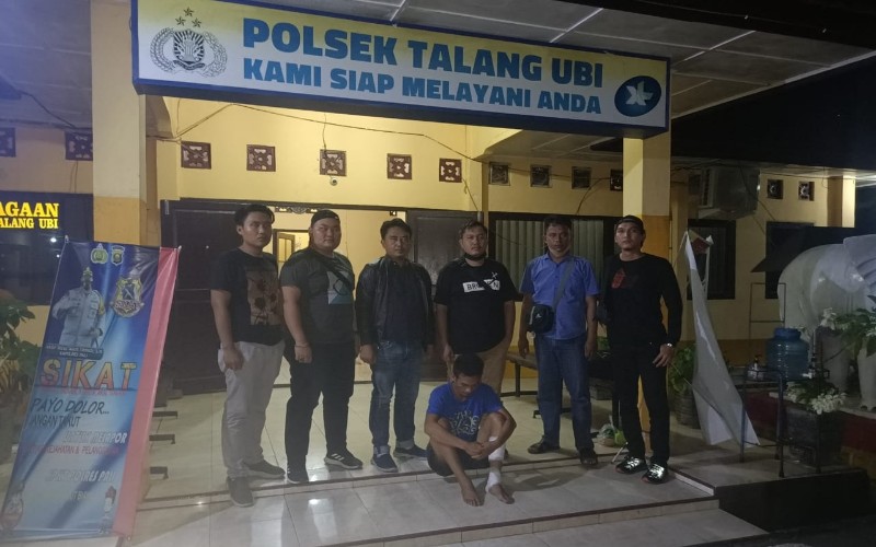 title Ayah Tiri yang Bunuh Balita dan Mayatnya Ditinggalkan di Rumah Kosong Ditangkap Ayah Tiri yang Bunuh Balita dan Mayatnya Ditinggalkan di Rumah Kosong Ditangkap