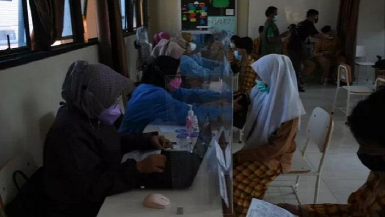 Warga Diminta Dukung Vaksinasi, IDI Bandarlampung: Ini Bukan Hak tapi Kewajiban
