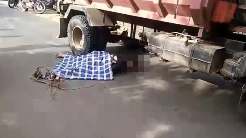 Gagal Menyalip, Pengendara Motor di Maros Tewas Tertabrak Truk Bahan Bangunan