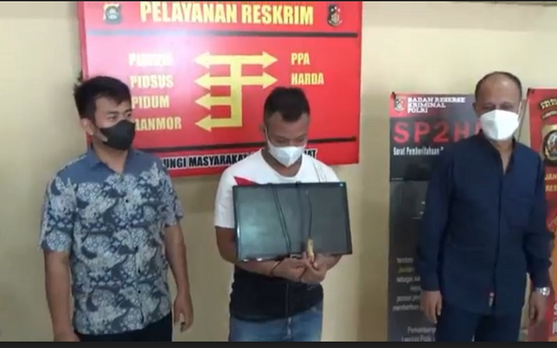 Butuh Biaya Perbaikan Motor, Pemuda Bersenjata Tajam Curi Monitor Komputer