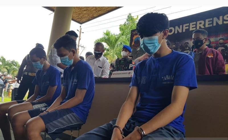 Polisi Tetapkan 2 Siswa dan 1 Alumnus Tersangka Tawuran Pelajar SMK di Semarang