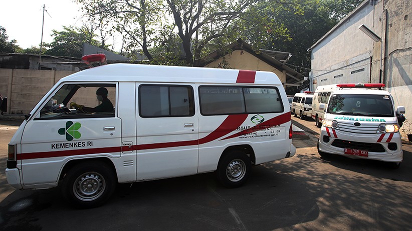 Ambulans Terus Berdatangan ke RSUD Bawa Korban Kebakaran Lapas Tangerang - Bagian 1