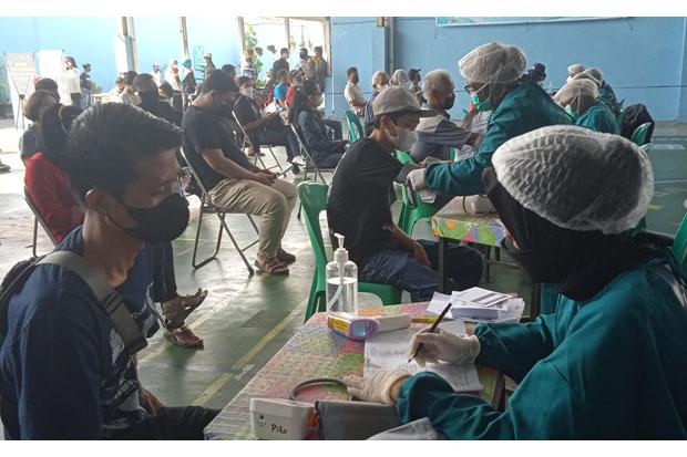  Warga Terban Senang Ikut Serbuan Vaksin TNI AL-MNC Peduli, Tak Ribet Daftar Online