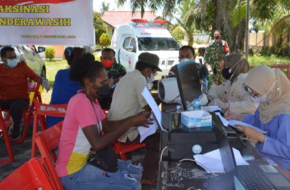 Dukung Program Pemerintah, Kodam XVII/Cenderawasih Gencarkan Serbuan Vaksinasi