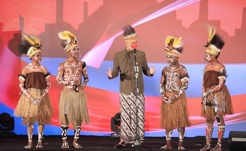 Fasih Bahasa Jawa, Pelajar Papua ke Ganjar: Aku Tresno karo Koe
