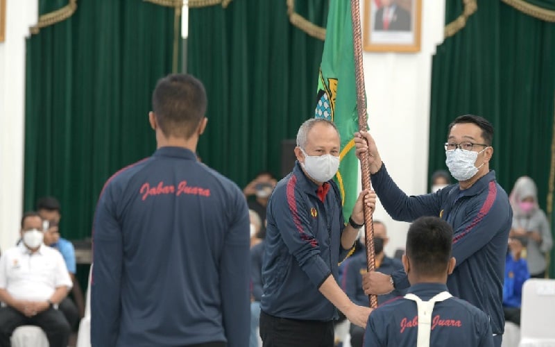 Lepas Kontingen PON, Ridwan Kamil: Para Atlet Bawa Misi Budaya, Jabar Sahabat Papua  